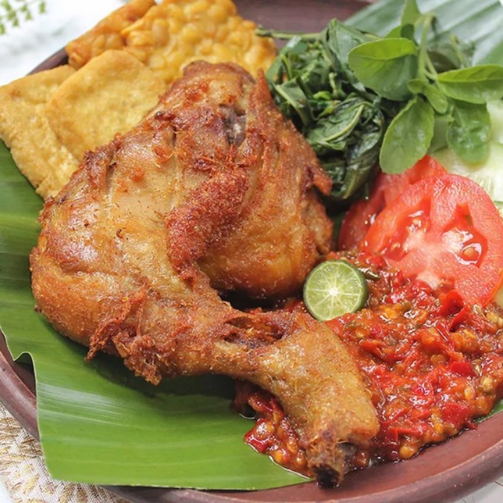 Ayam Penyet