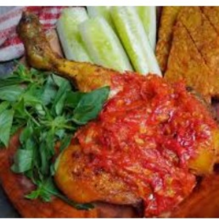 Ayam Penyet Biasa 