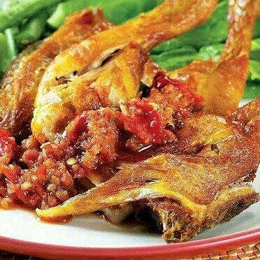 Ayam Penyet Cihuy