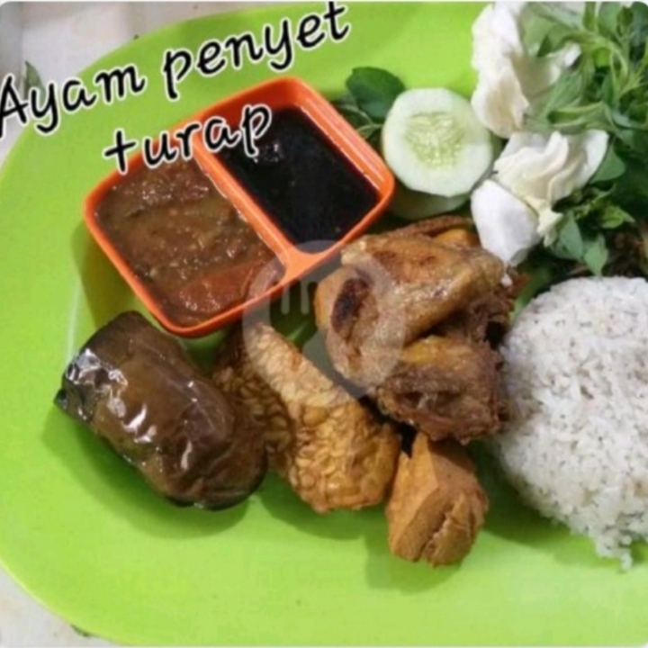 Ayam Penyet Dada Plus Nasi