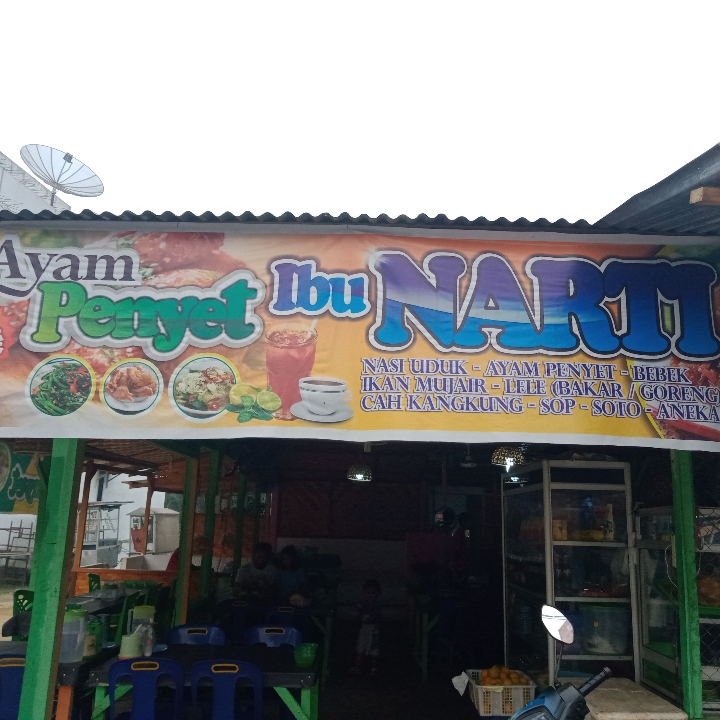 Ayam Penyet Ibu Narti