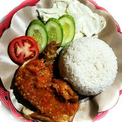 Ayam Penyet Nasi