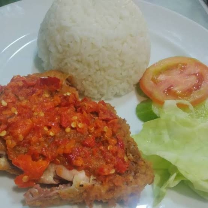 Ayam Penyet Nasi