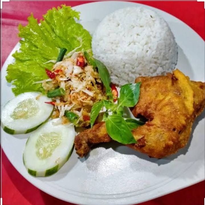 Ayam Penyet Paha Plus Nasi