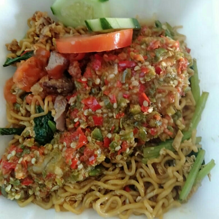 Ayam Plus Mie