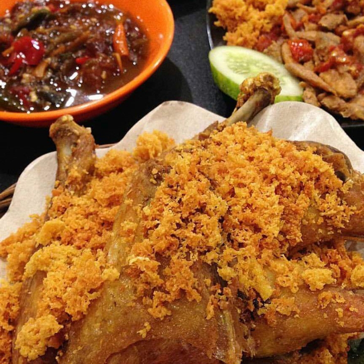 Ayam Potong Goreng Kremes  Stok Habis