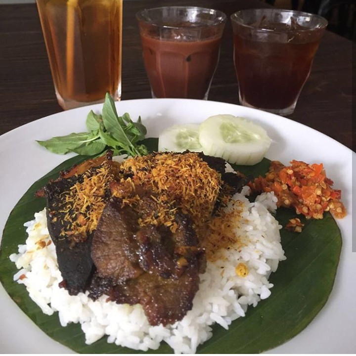 Ayam Ras Goreng dan Nasi