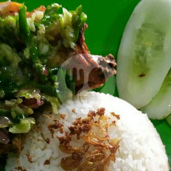 Ayam Sambal Tuktuk Plus Manis Dingin