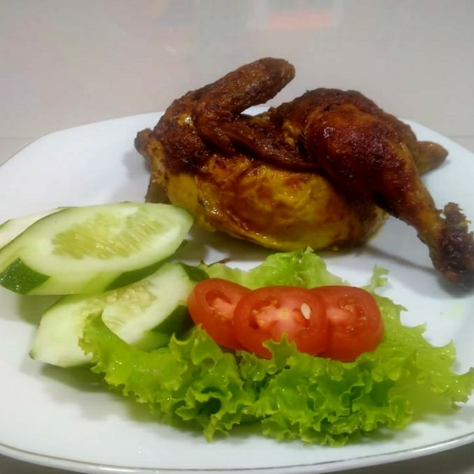 Ayam Separuh