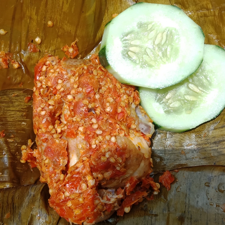 Ayam Songkem Pakai Nasi