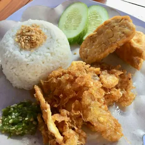 Ayam Telur Ijo TT