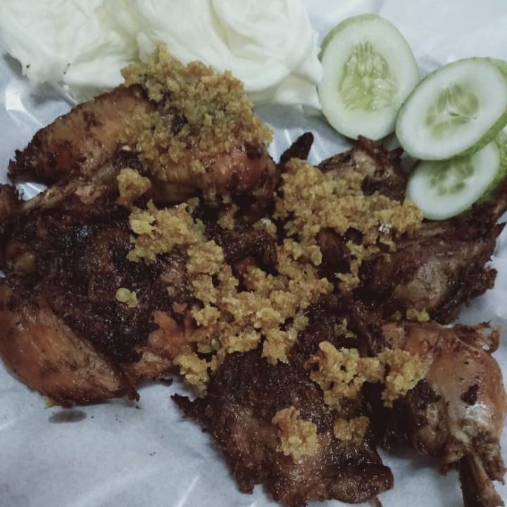 Ayam Tulang Lunak  Buy 5 Potong Get 1 Potong Ayam 