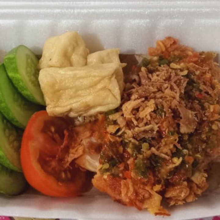 Ayam geprek Tanpa Nasi Dapoer Wawa