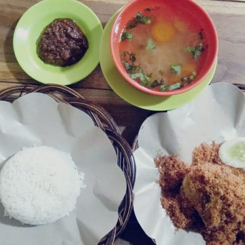 Ayam goreng bandung