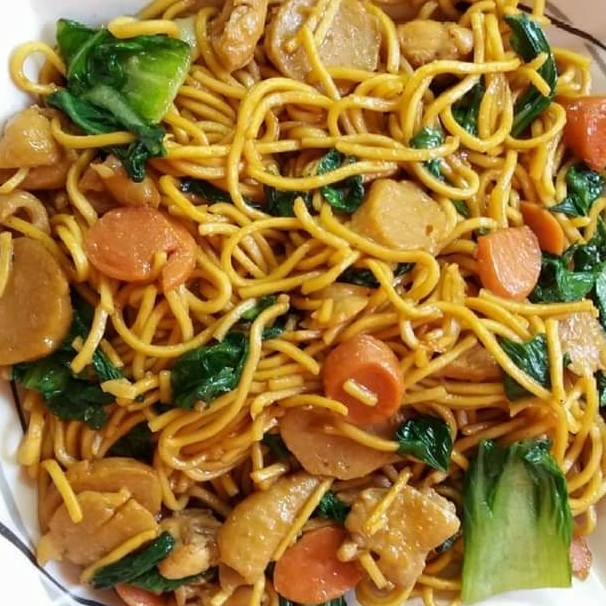 BAKMI GORENG SOSIS