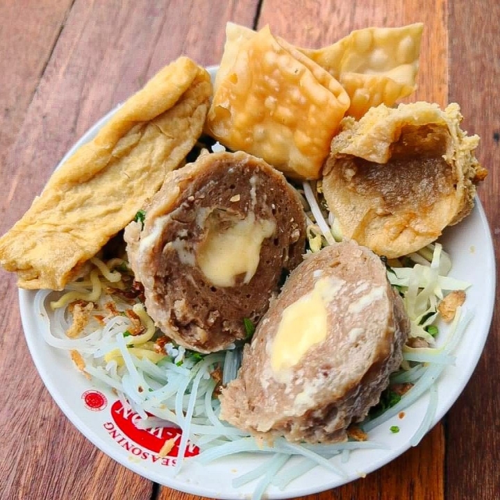 BAKSO KEJU