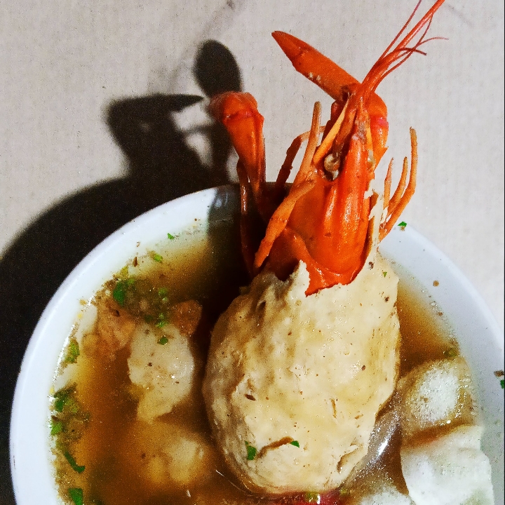 BAKSO LOBSTER    HABIS