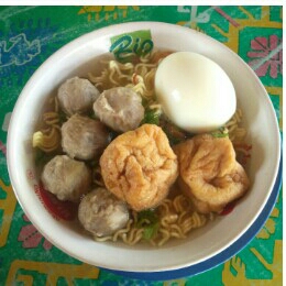 BAKSO TELUR