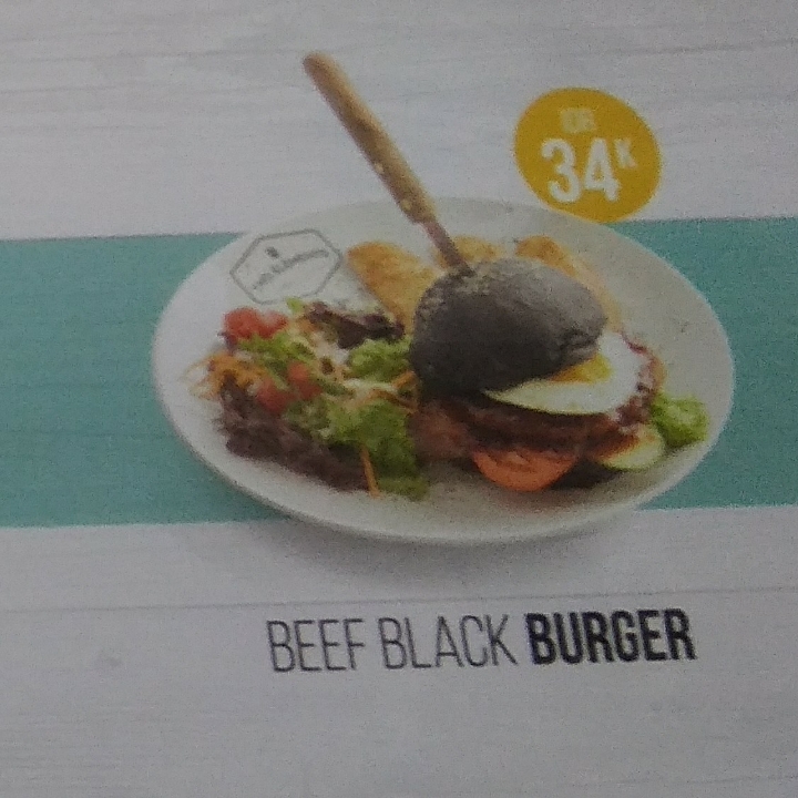 BEEF BLACK BURGER