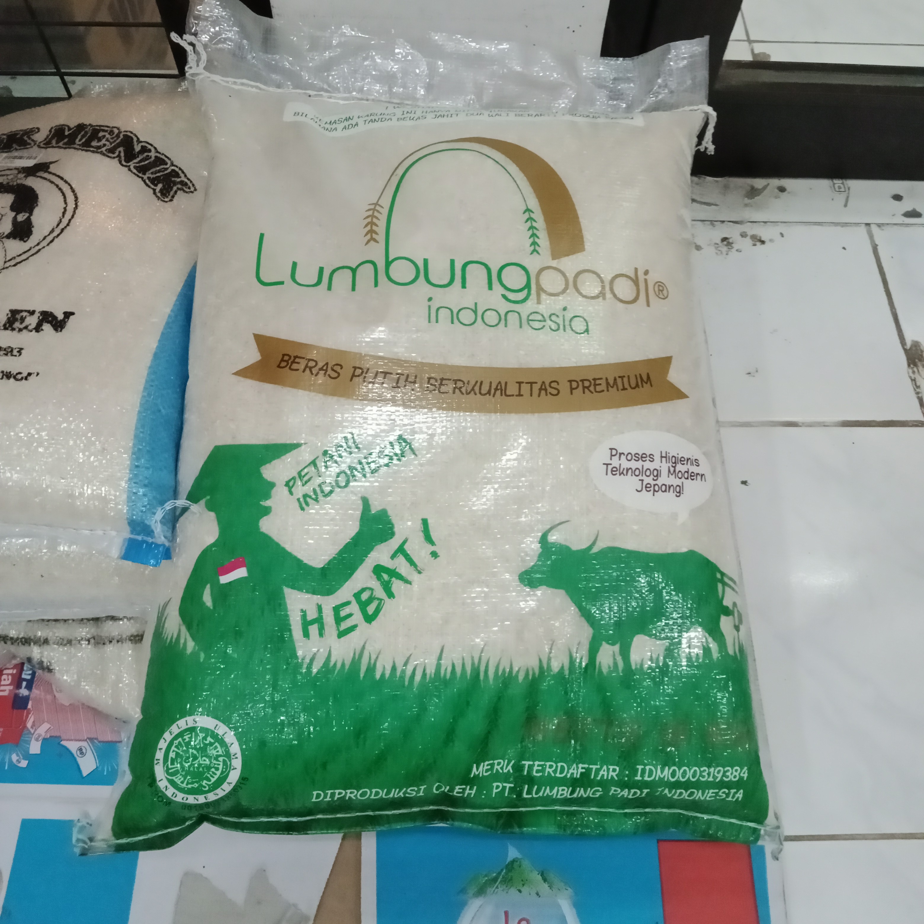 BERAS CAP LUMBUNG PADI 10KG