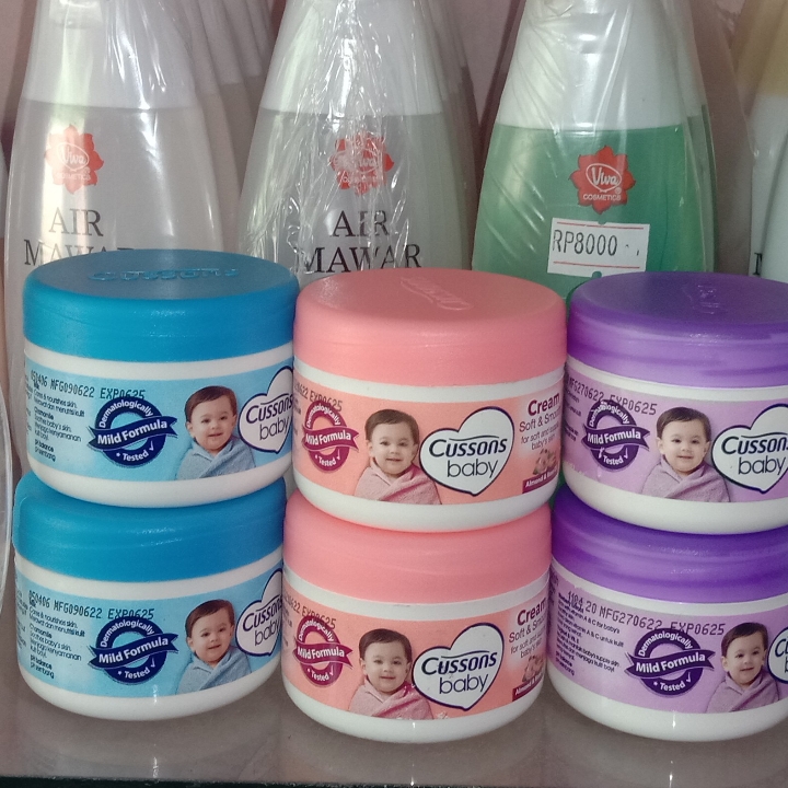 Baby Cream Cussons Kecil