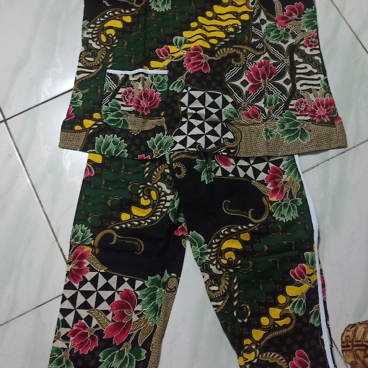 Baju batik