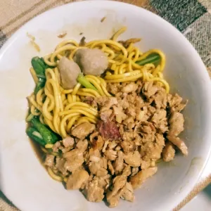 Bakmi garing ngaco 