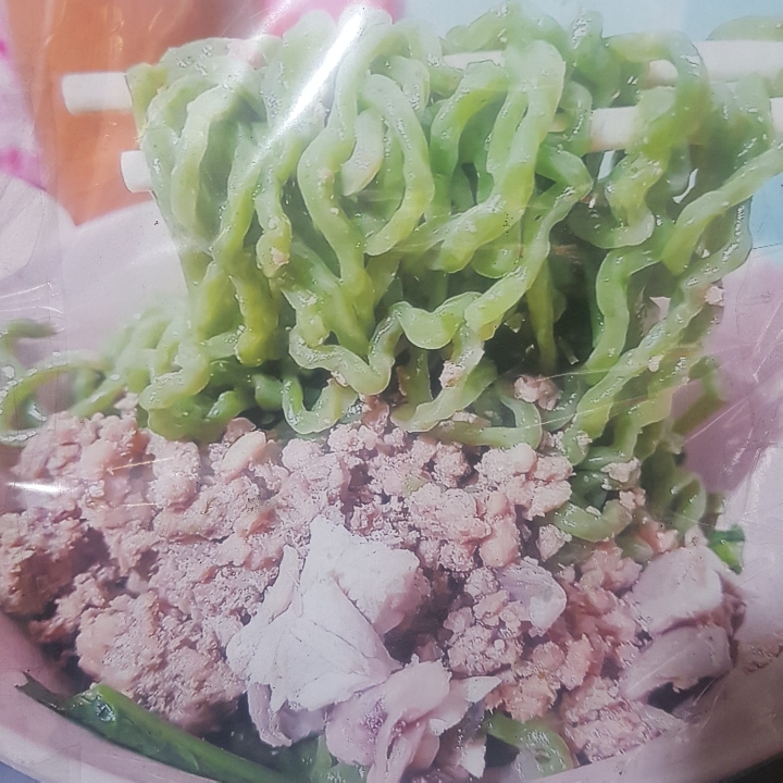 Bakmi hijau