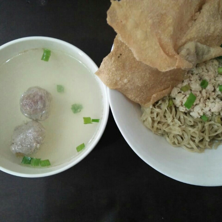 Bakmie Ayam Bakso Pangsit