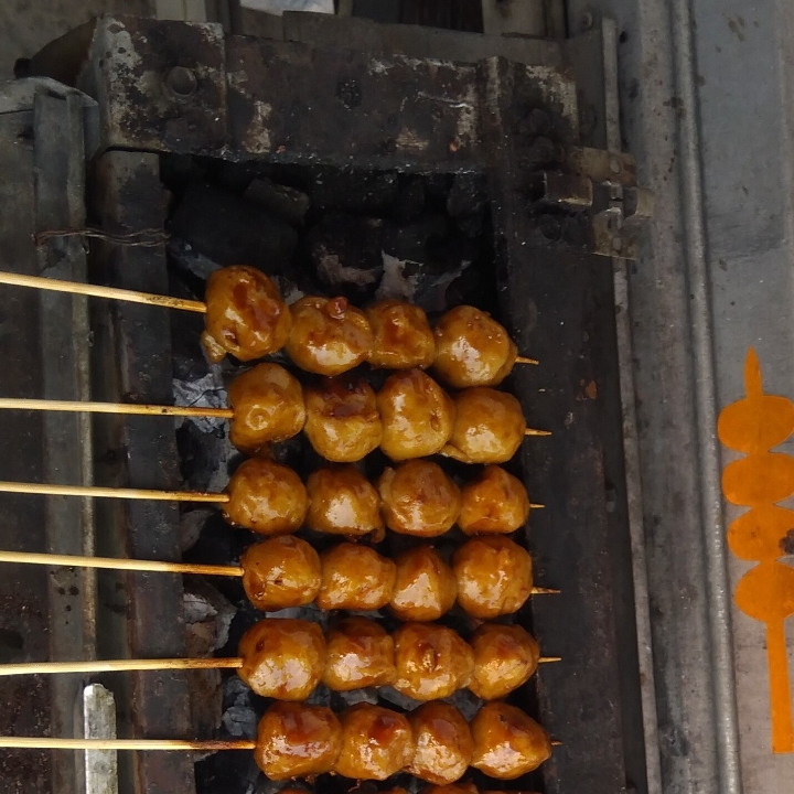 Sate Bakso Bakar 2 Porsi Isi 6 Tusuk