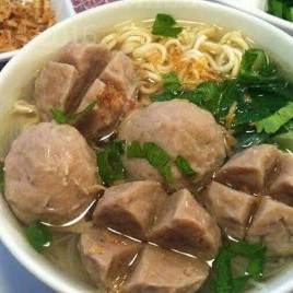 Bakso Halus Campur Mie Putih