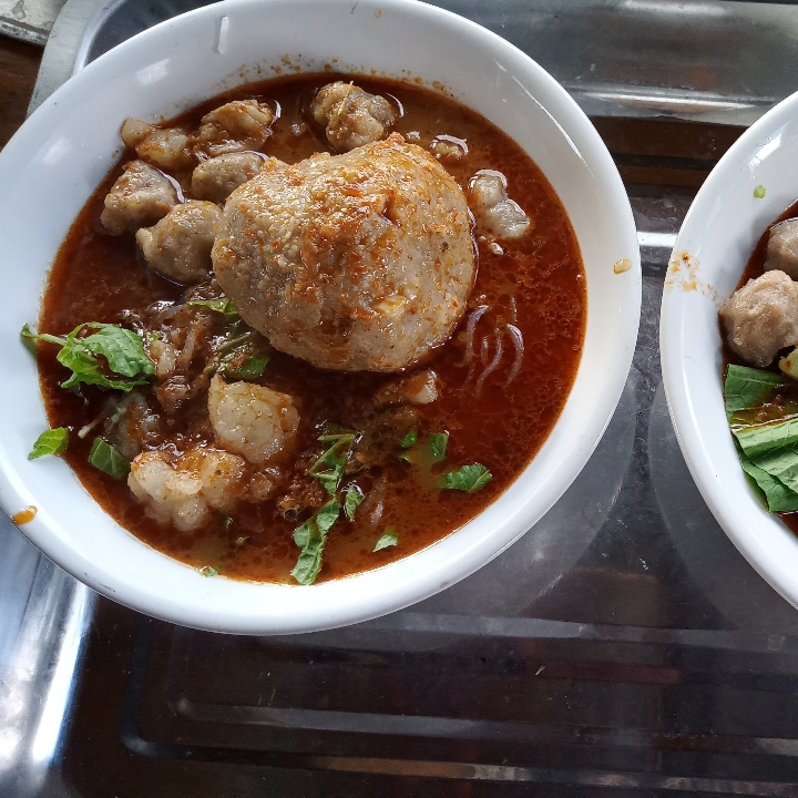 Bakso Kuah Merah Isi Daging