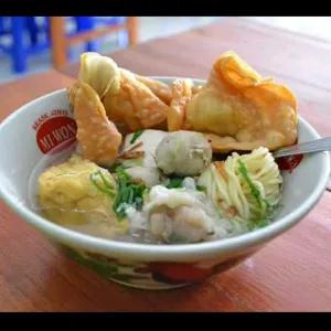 Bakso Porsi Lengkap Tahu Bakso