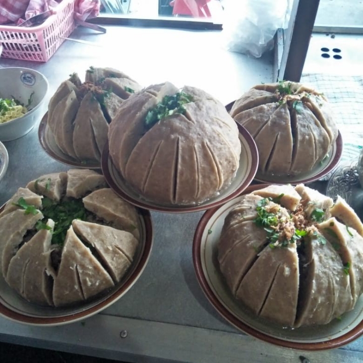 Bakso Raksasa Beranak Wong Solo 2