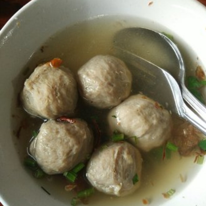 Bakso kecil2 setengah