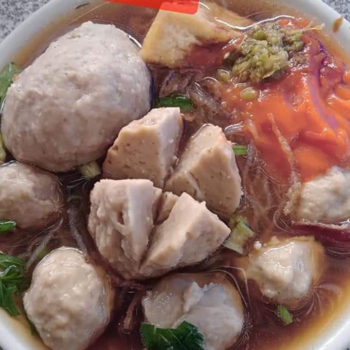 Bakso urat dan telor