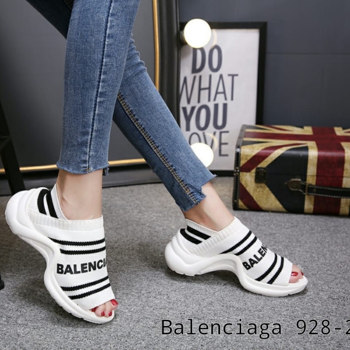 Balenciaga 928-2 3