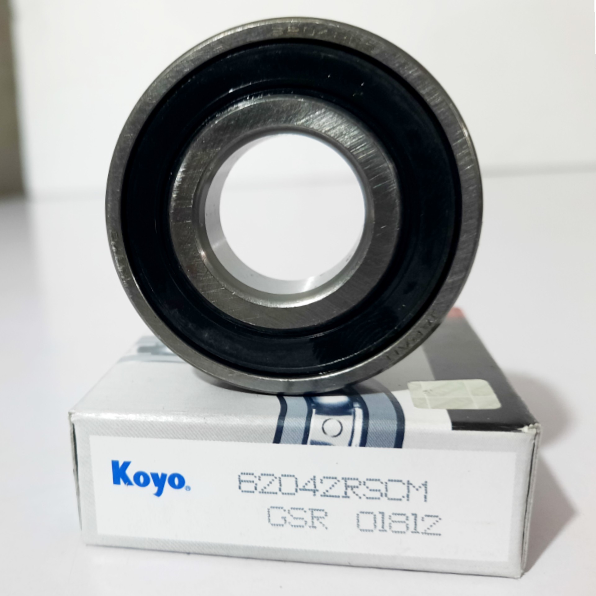 Ball Bearing Koyo 6204 2RSCM 4