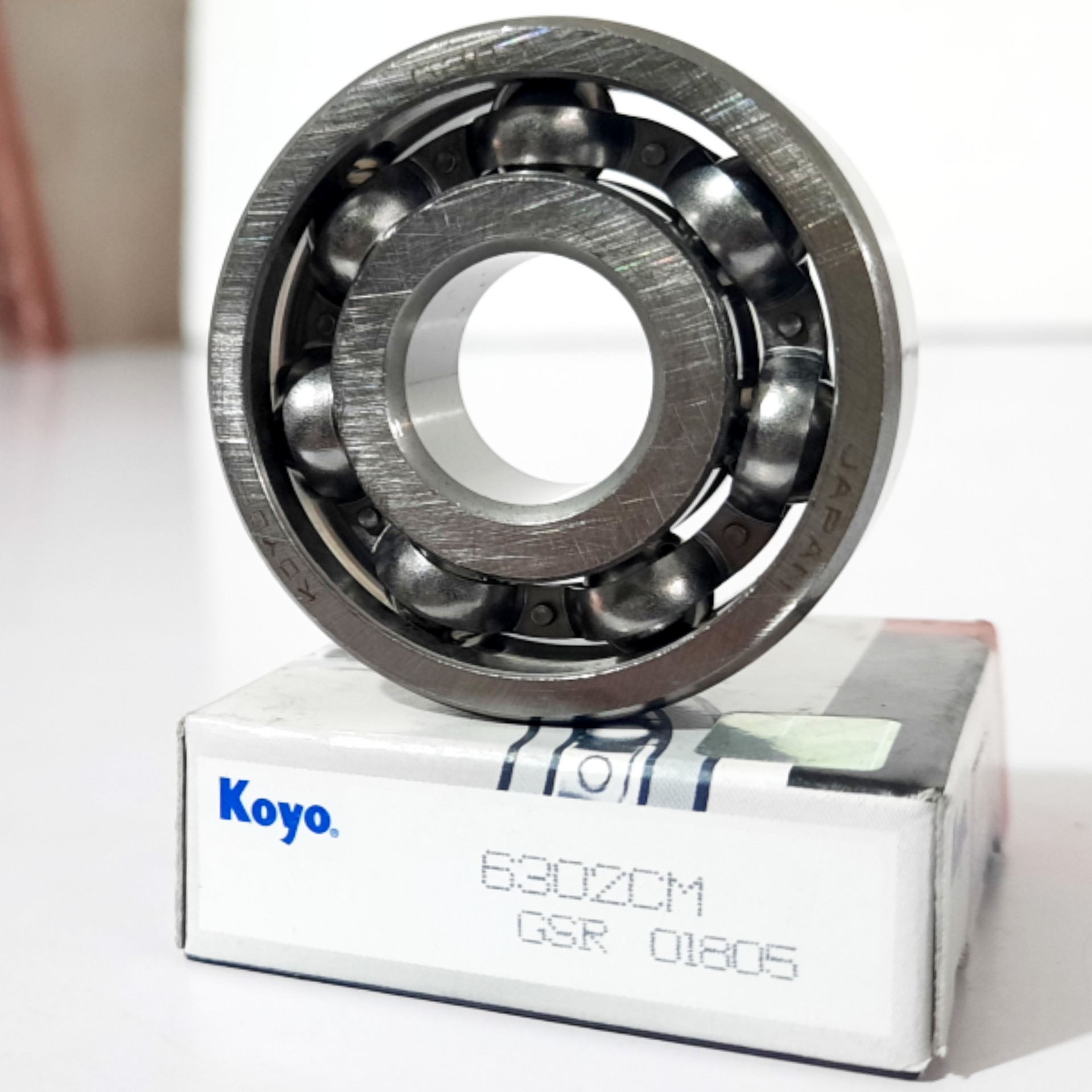 Ball Bearing Koyo 6302 CM 4