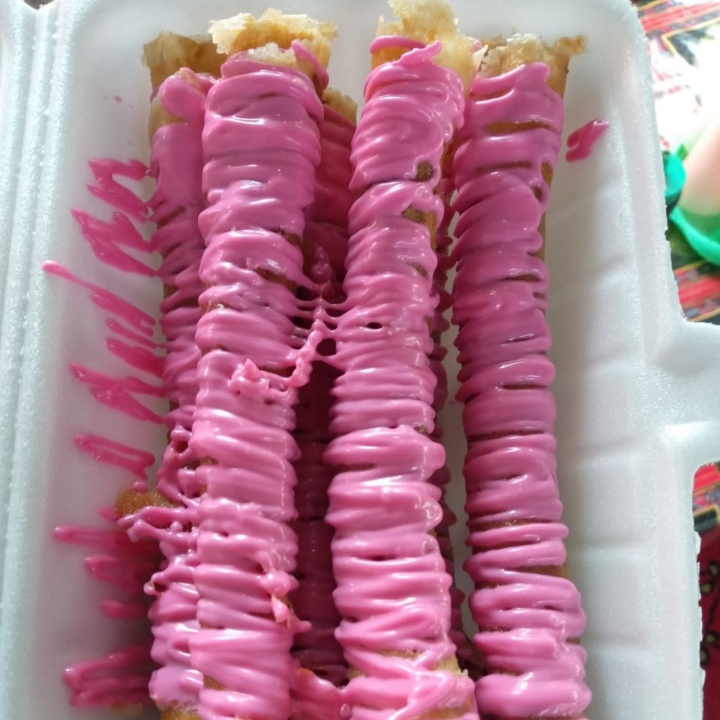 Banana Roll Strawbery 