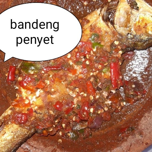 Bandeng Penyet 