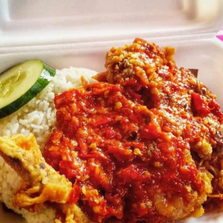 Nasi Ayam Geprek Sambal Terasi