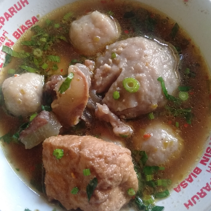 Baso Ayam Isi Tetelan