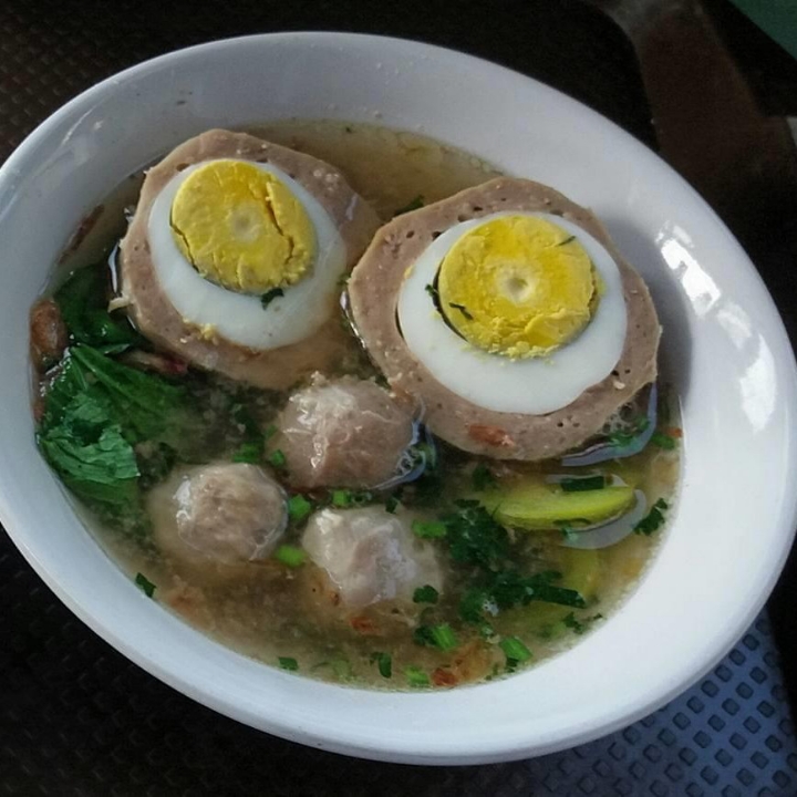 Bakso Isi telor Ayam