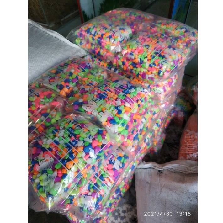 Batu warna warni import taiwan 750gr 2