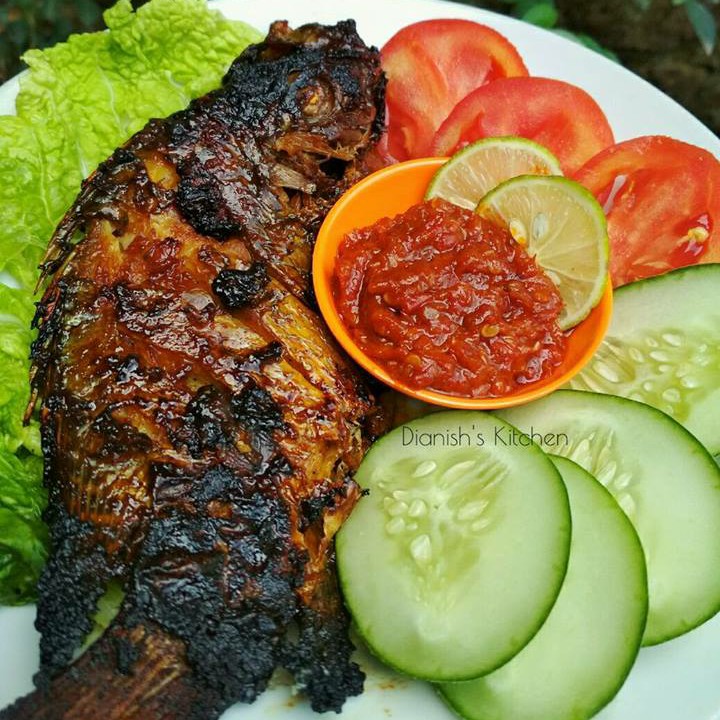 Bawal Bakar Sama Nasi