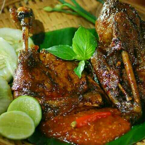 Bebek Bakar