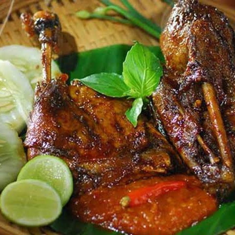 Bebek Bakar