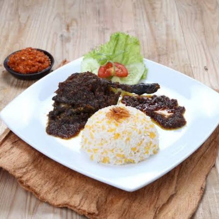 Bebek Bumbu Hitam Komplit