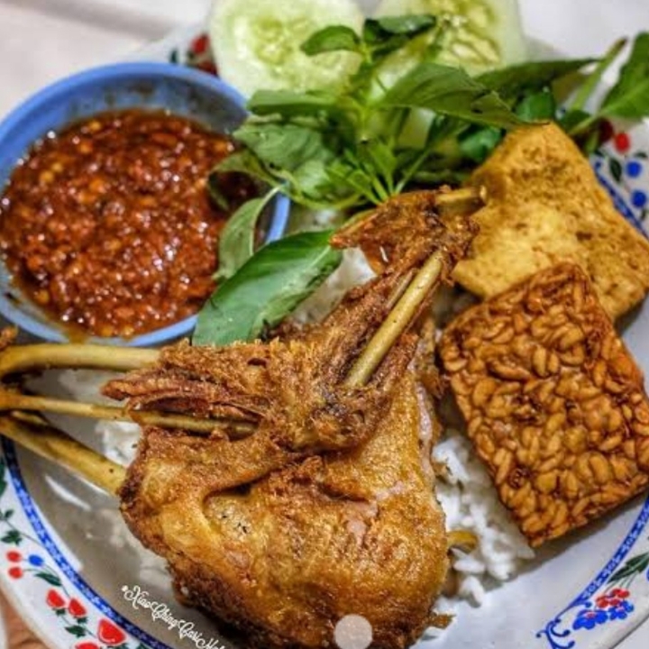 Bebek Goreng Tanpa Nasi